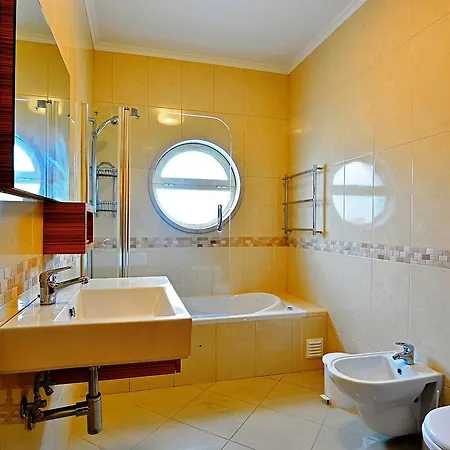 Apartament Apartamento Encosta Orada *